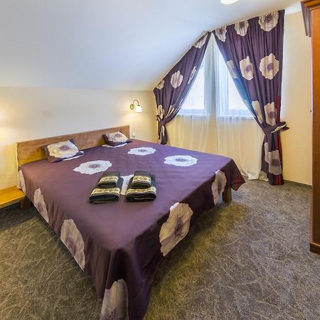Gallery Of Mountains Holiday Home Yasinya Kamer foto