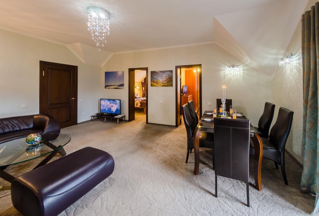 Gallery Of Mountains Holiday Home Yasinya Kamer foto