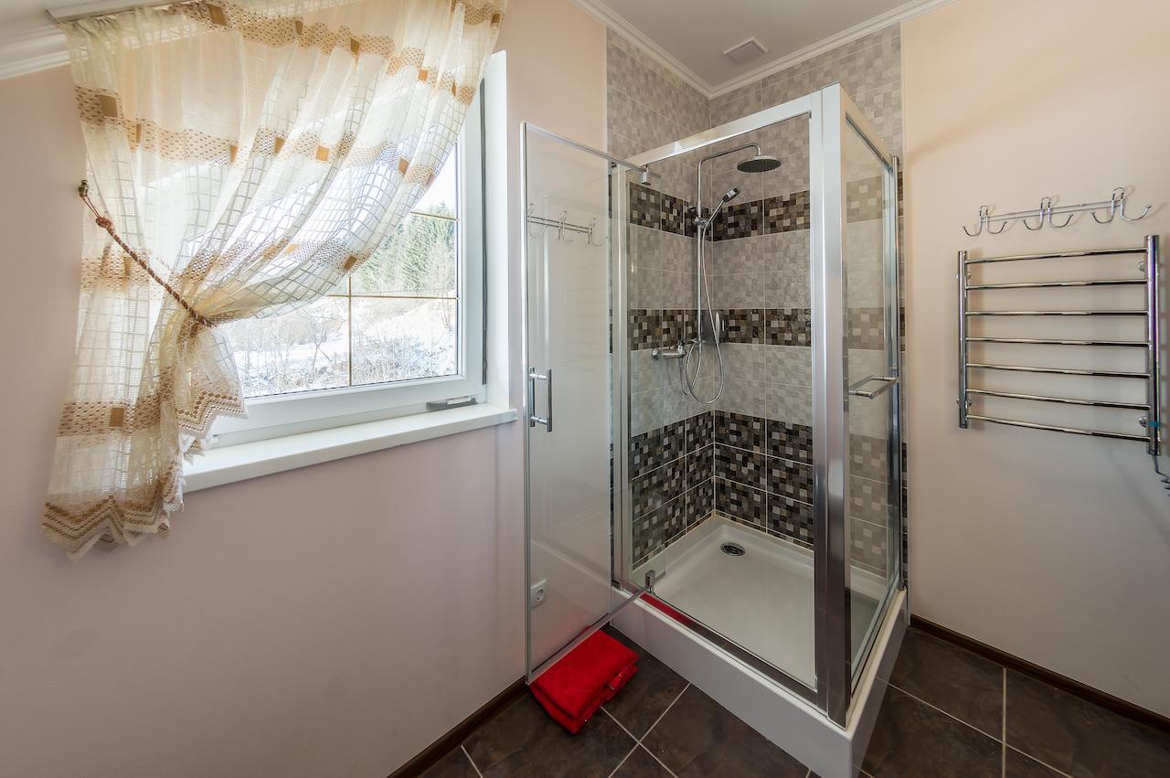 Gallery Of Mountains Holiday Home Yasinya Kamer foto